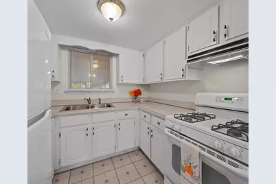 61119 Heritage Boulevard #3, South Lyon, MI 48178 - Photo 7