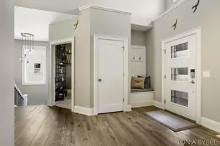 5565 Albright Ave SW, Wyoming, MI 49418 - Photo 7