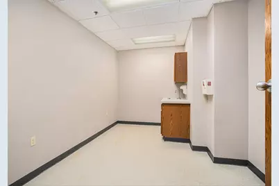 2845 Capital Avenue SW #201, Battle Creek, MI 49015 - Photo 21