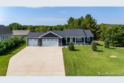 21909 Hilltop Circle, Stanwood, MI 49346 - Photo 3