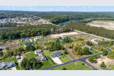 21909 Hilltop Circle, Stanwood, MI 49346 - Photo 5