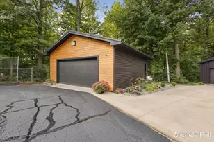 9877 Brumm River Dr, Nashville, MI 49073 - Photo 73