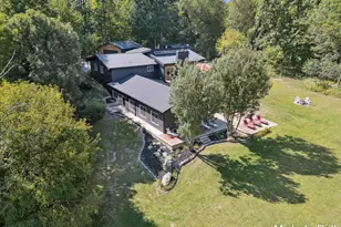 9877 Brumm River Dr, Nashville, MI 49073 - Photo 11