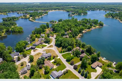 6742 Abbey Lane, Canadian Lakes, MI 49346 - Photo 7