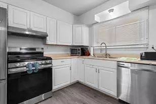 1027 Lori St, Ypsilanti, MI 48198 - Photo 13