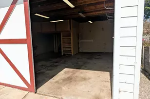 31948 Dover St, Garden City, MI 48135 - Photo 33