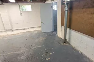 31948 Dover St, Garden City, MI 48135 - Photo 27