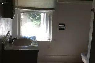 304 S Main St, Mount Pleasant, MI 48858 - Photo 17