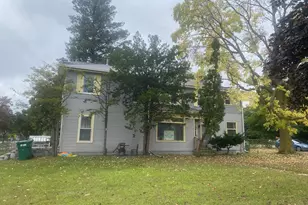 304 S Main St, Mount Pleasant, MI 48858 - Photo 3