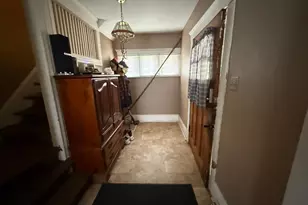 406 N Elm Ave, Jackson, MI 49202 - Photo 3