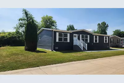 1176 Maple Leaf Court, Charlotte, MI 48813 - Photo 3