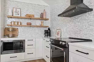 9098 Dexter-Pinckney Rd, Pinckney, MI 48169 - Photo 21