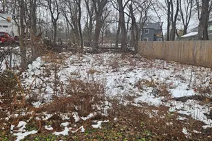 2000 William St, Lansing, MI 48915 - Photo 17