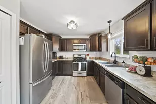 4126 Mckenna Dr, Adrian, MI 49221 - Photo 3