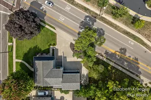 2412 Lake Dr SE, Grand Rapids, MI 49506 - Photo 53