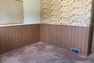 15413 Kennebec St, Southgate, MI 48195 - Photo 11