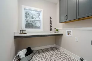 8303 Scots Pne Cir, Kalamazoo, MI 49009 - Photo 21