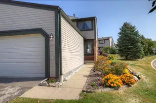 1202 Concord Ct, Northville, MI 48167 - Photo 33