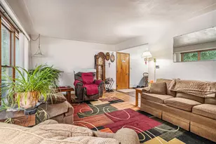 410 Franklin St, Bronson, MI 49028 - Photo 3