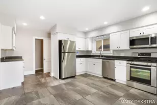 1019 Calvin Ave SE, Grand Rapids, MI 49506 - Photo 19