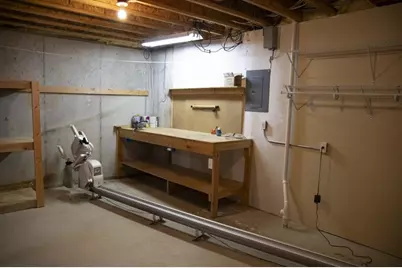 303 Shoreside South Drive SE, Grand Rapids, MI 49548 - Photo 11