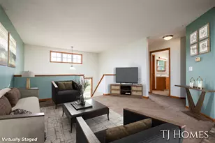 10525 Edgerton Ave NE, Rockford, MI 49341 - Photo 3