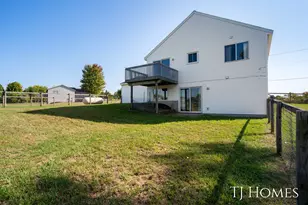 10525 Edgerton Ave NE, Rockford, MI 49341 - Photo 51