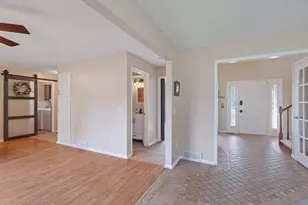 48995 Hickory Ln, Mattawan, MI 49071 - Photo 9