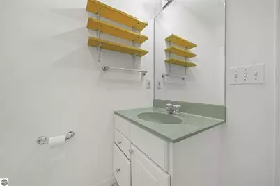 112 George Street, Cadillac, MI 49601 - Photo 23