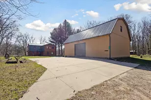 7952 S Main St, Newaygo, MI 49337 - Photo 61