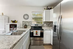 12241 Grandview Dr, Jerome, MI 49249 - Photo 15