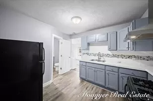 921 4th St NW, Grand Rapids, MI 49504 - Photo 5