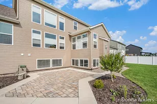 1936 Red Barn Dr, Hudsonville, MI 49426 - Photo 7