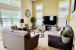 585 Beachwood Path, Benton Harbor, MI 49022 - Photo 27