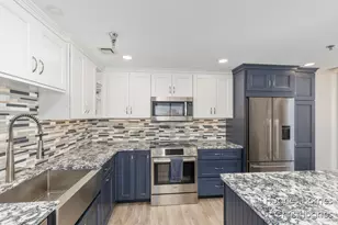 118 Campau Cir NW, Grand Rapids, MI 49503 - Photo 5