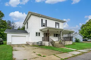 110 S 2nd St, Lawrence, MI 49064 - Photo 1