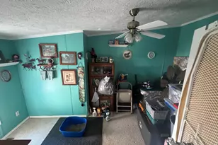 8962 Woodland Ave, Kalamazoo, MI 49009 - Photo 9