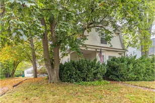 224 Monroe St, Saline, MI 48176 - Photo 3