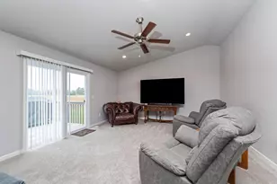 1710 Burr Pond Ln, Vicksburg, MI 49097 - Photo 3