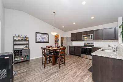 1710 Burr Pond Lane, Vicksburg, MI 49097 - Photo 5