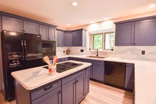 586 Schaeffer Dr, Coldwater, MI 49036 - Photo 7