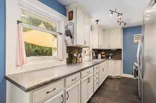 1361 Cherokee St, Kalamazoo, MI 49006 - Photo 9