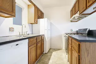 7425 Boulder Bluff, Jenison, MI 49428 - Photo 9