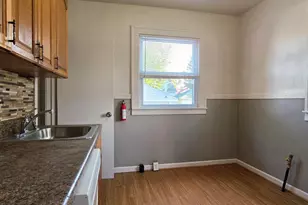 1424 Cicotte Ave, Lincoln Park, MI 48146 - Photo 9