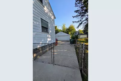 1424 Cicotte Avenue, Lincoln Park, MI 48146 - Photo 3