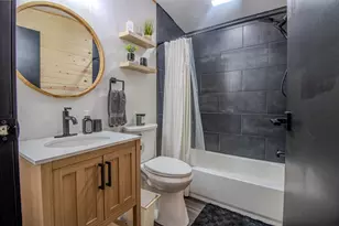 2752 W Mosherville Rd, Jonesville, MI 49250 - Photo 15