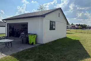 23880 Shook Rd, Clinton Twp, MI 48035 - Photo 13