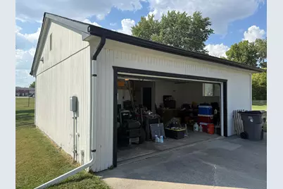 23880 Shook Road, Clinton Twp, MI 48035 - Photo 3