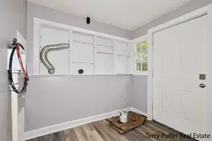 2029 7th St, Muskegon, MI 49444 - Photo 9