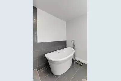 18100 Ohio Street, Detroit, MI 48221 - Photo 33